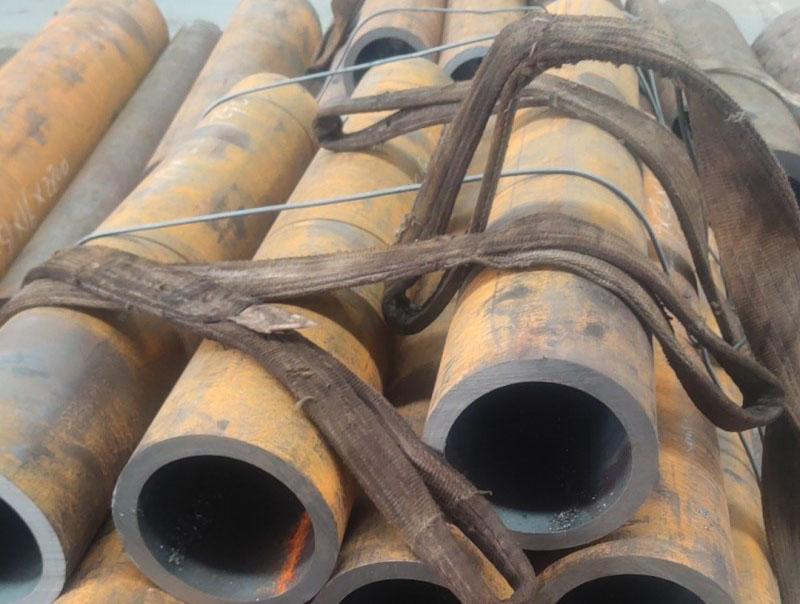 保德15CrMoG无缝钢管切割